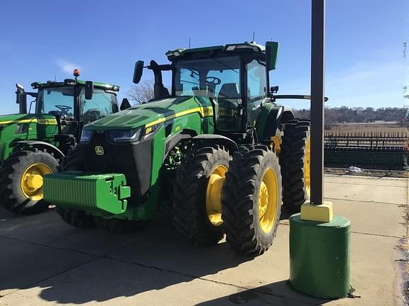 Image of John Deere 8R 370 equipment image 2