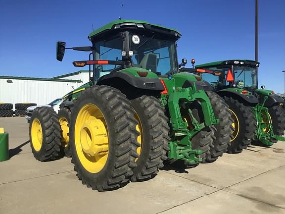 Image of John Deere 8R 370 equipment image 1