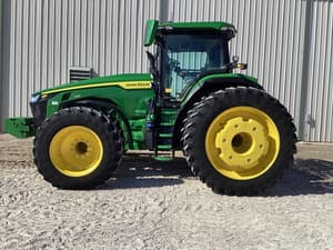 2024 John Deere 8R 370 Image