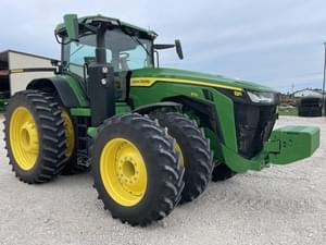 2024 John Deere 8R 370 Image