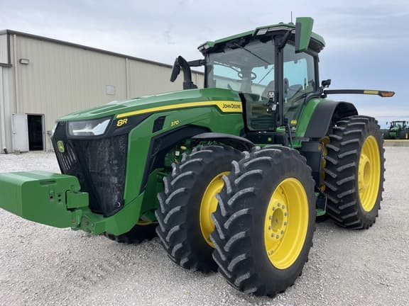Image of John Deere 8R 370 equipment image 3
