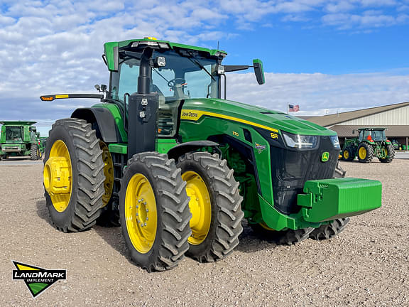 Image of John Deere 8R 370 equipment image 2