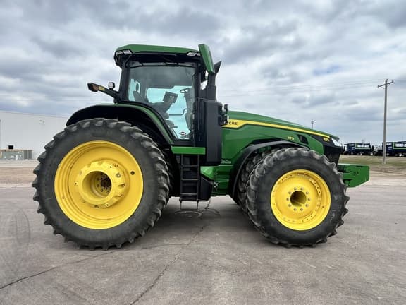 Image of John Deere 8R 370 equipment image 1