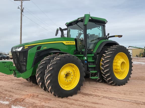 Image of John Deere 8R 370 equipment image 1
