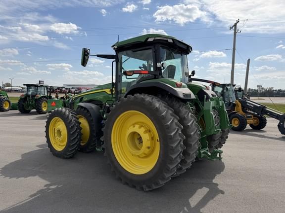Image of John Deere 8R 370 equipment image 4
