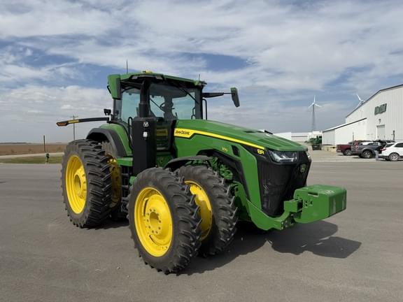 Image of John Deere 8R 370 Primary image