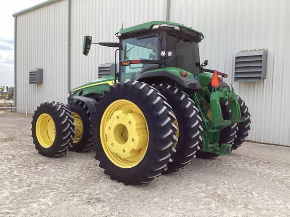 Image of John Deere 8R 370 equipment image 2