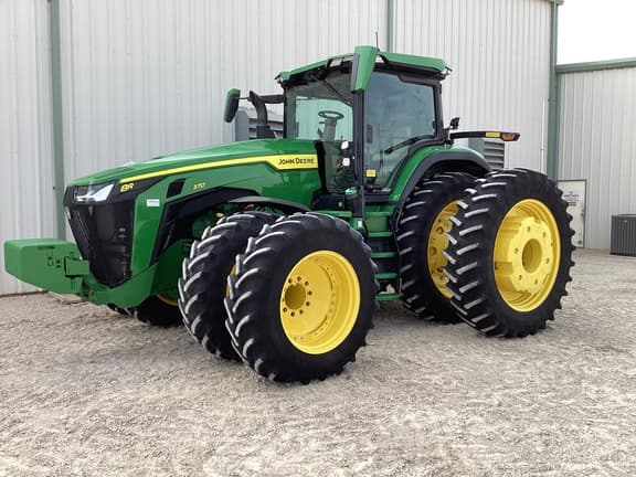 Image of John Deere 8R 370 equipment image 1