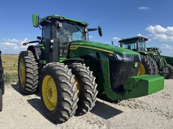Image of John Deere 8R 370 equipment image 3