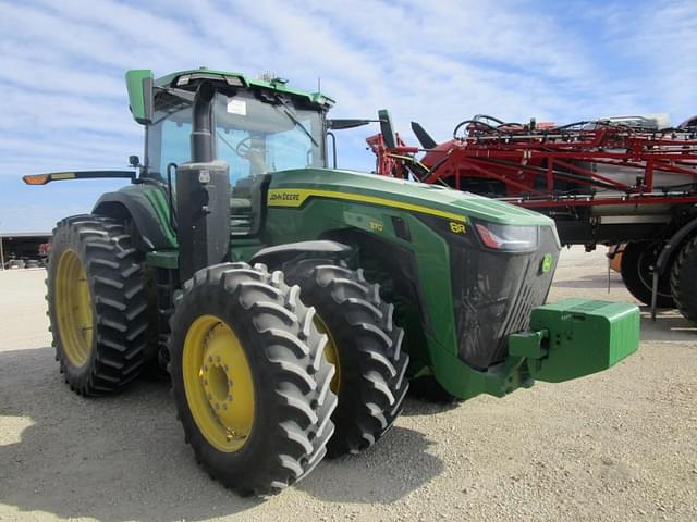 Image of John Deere 8R 370 equipment image 1