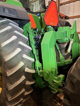 Image of John Deere 8R 370 equipment image 3