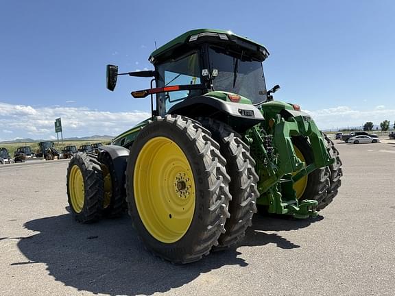 Image of John Deere 8R 370 equipment image 2