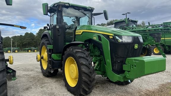 2024 John Deere 8R 370 Equipment Image0