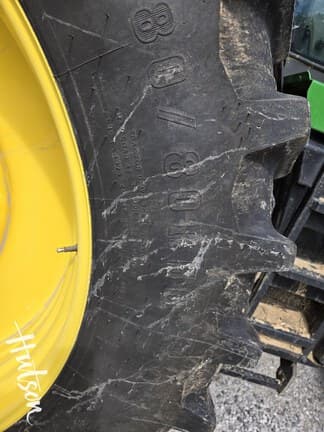 Image of John Deere 8R 370 equipment image 4