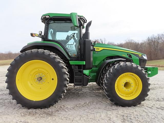 Image of John Deere 8R 370 equipment image 4