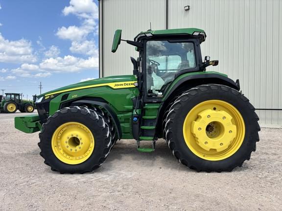 Image of John Deere 8R 370 equipment image 1