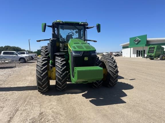 Image of John Deere 8R 370 equipment image 2