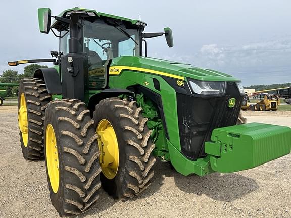 Image of John Deere 8R 370 equipment image 4
