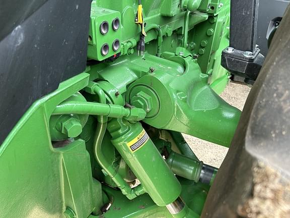 Image of John Deere 8R 370 equipment image 3