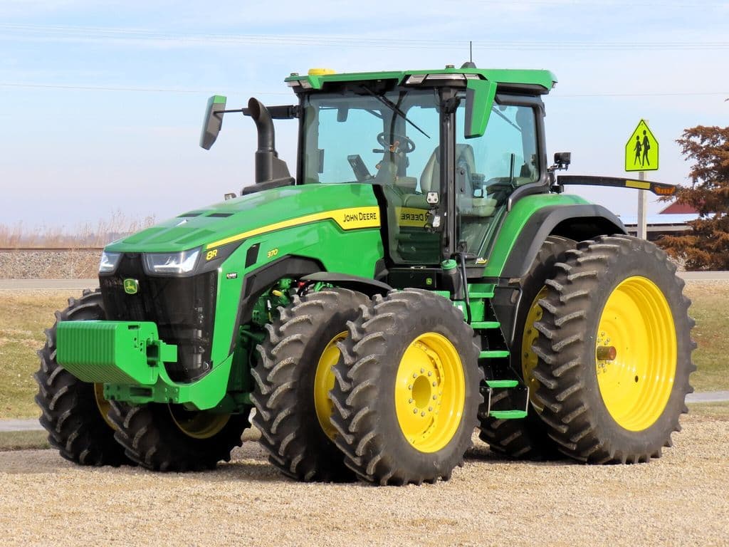 Image of John Deere 8R 370 Primary image