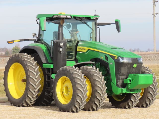 Image of John Deere 8R 370 equipment image 2
