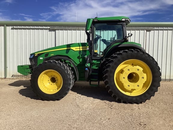 2024 John Deere 8R 370 Image