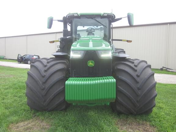 Image of John Deere 8R 370 equipment image 2