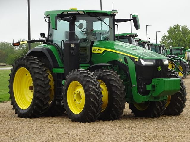 Image of John Deere 8R 370 equipment image 3
