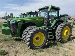 2024 John Deere 8R 370 Image