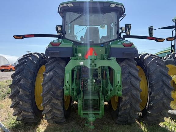Image of John Deere 8R 370 equipment image 4