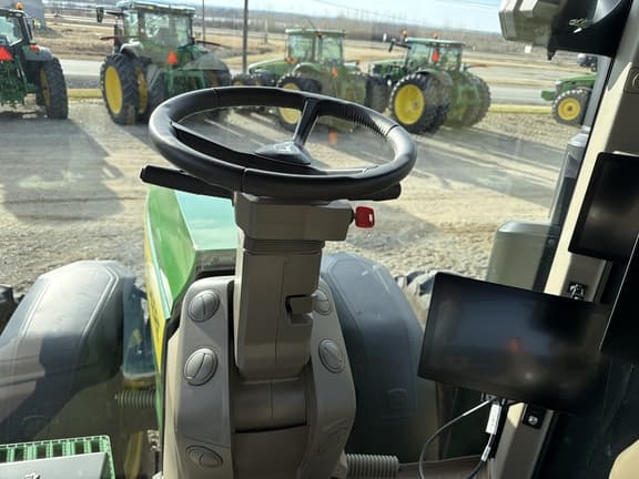 Image of John Deere 8R 370 equipment image 1