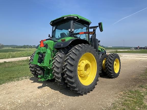 Image of John Deere 8R 370 equipment image 4
