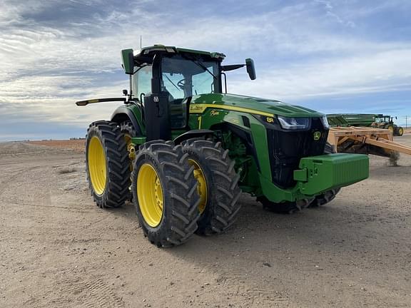 Image of John Deere 8R 370 equipment image 1