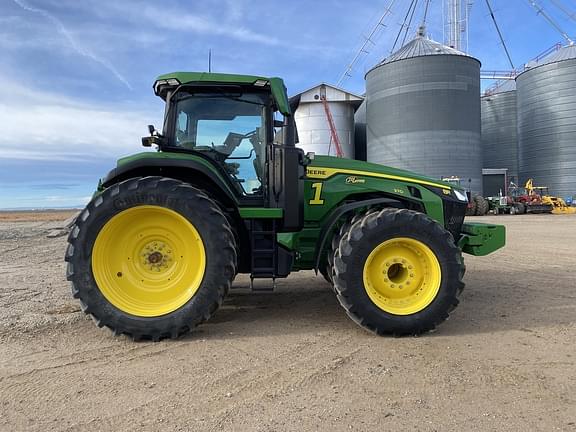 Image of John Deere 8R 370 equipment image 4
