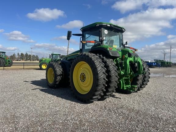Image of John Deere 8R 370 equipment image 2