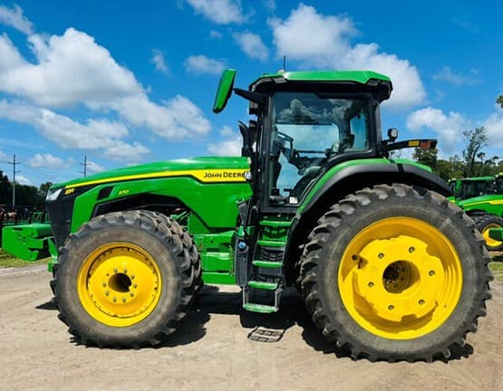 Image of John Deere 8R 370 equipment image 1