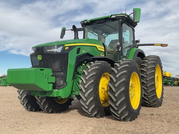 2024 John Deere 8R 370 Equipment Image0