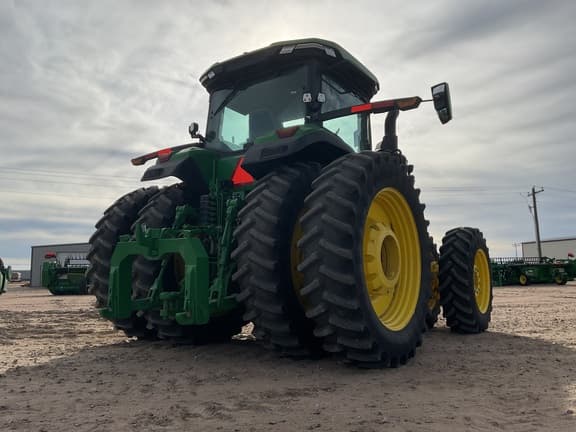 Image of John Deere 8R 370 equipment image 3