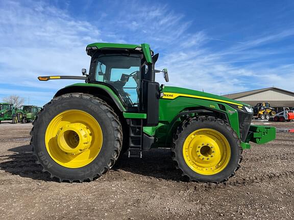 Image of John Deere 8R 370 equipment image 3