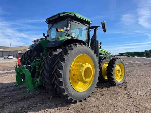 Image of John Deere 8R 370 equipment image 4