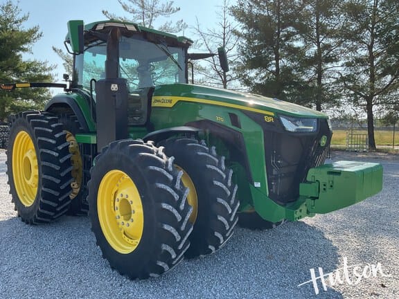 2024 John Deere 8R 370 Equipment Image0