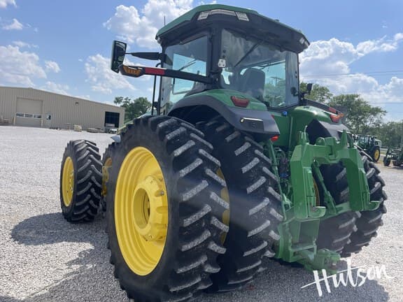 Image of John Deere 8R 370 equipment image 2