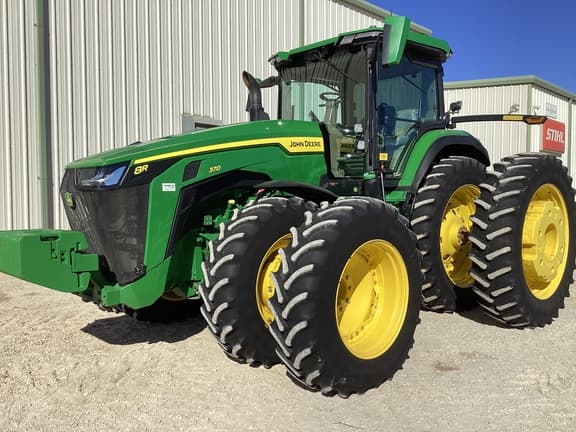Image of John Deere 8R 370 equipment image 1