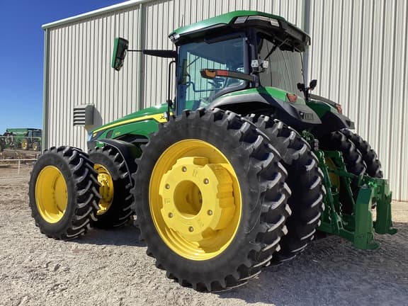 Image of John Deere 8R 370 equipment image 2