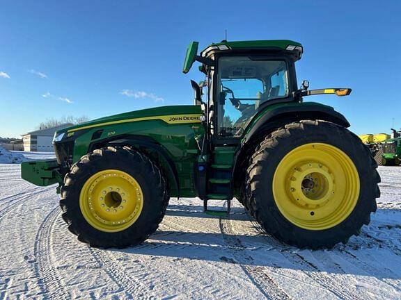 Image of John Deere 8R 370 equipment image 1