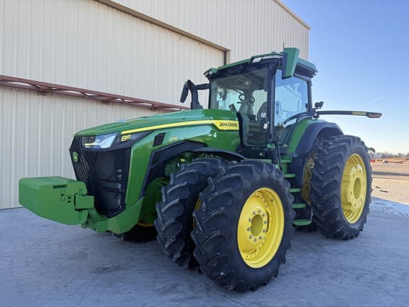 Image of John Deere 8R 370 equipment image 4