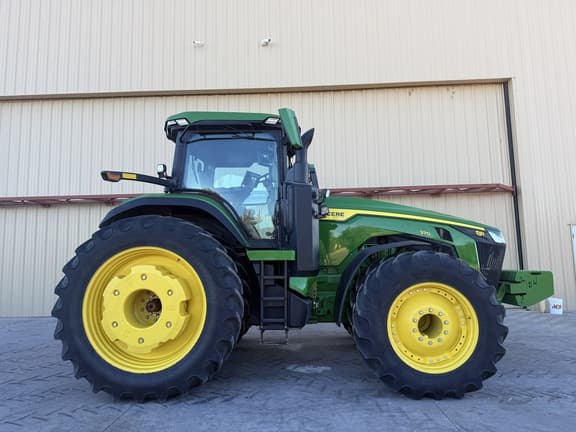 Image of John Deere 8R 370 Primary image