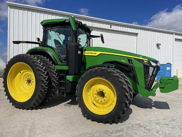 Image of John Deere 8R 370 equipment image 2