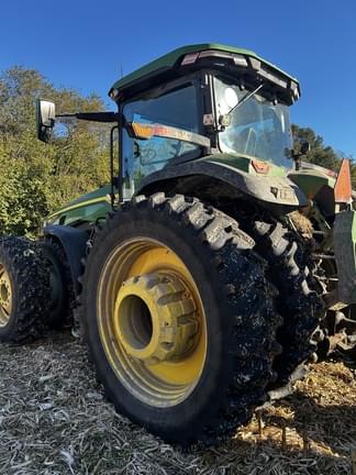 Image of John Deere 8R 370 equipment image 2
