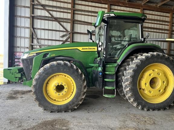 Image of John Deere 8R 370 Primary image